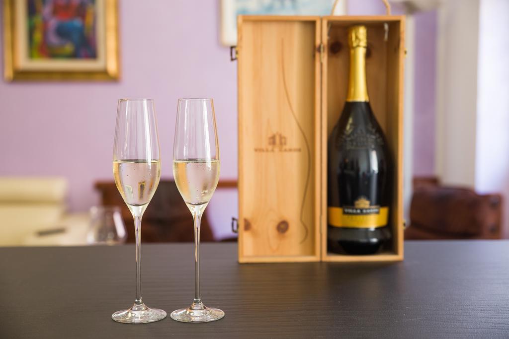 Domus Regis Bed and Breakfast Cagliari Eksteriør billede