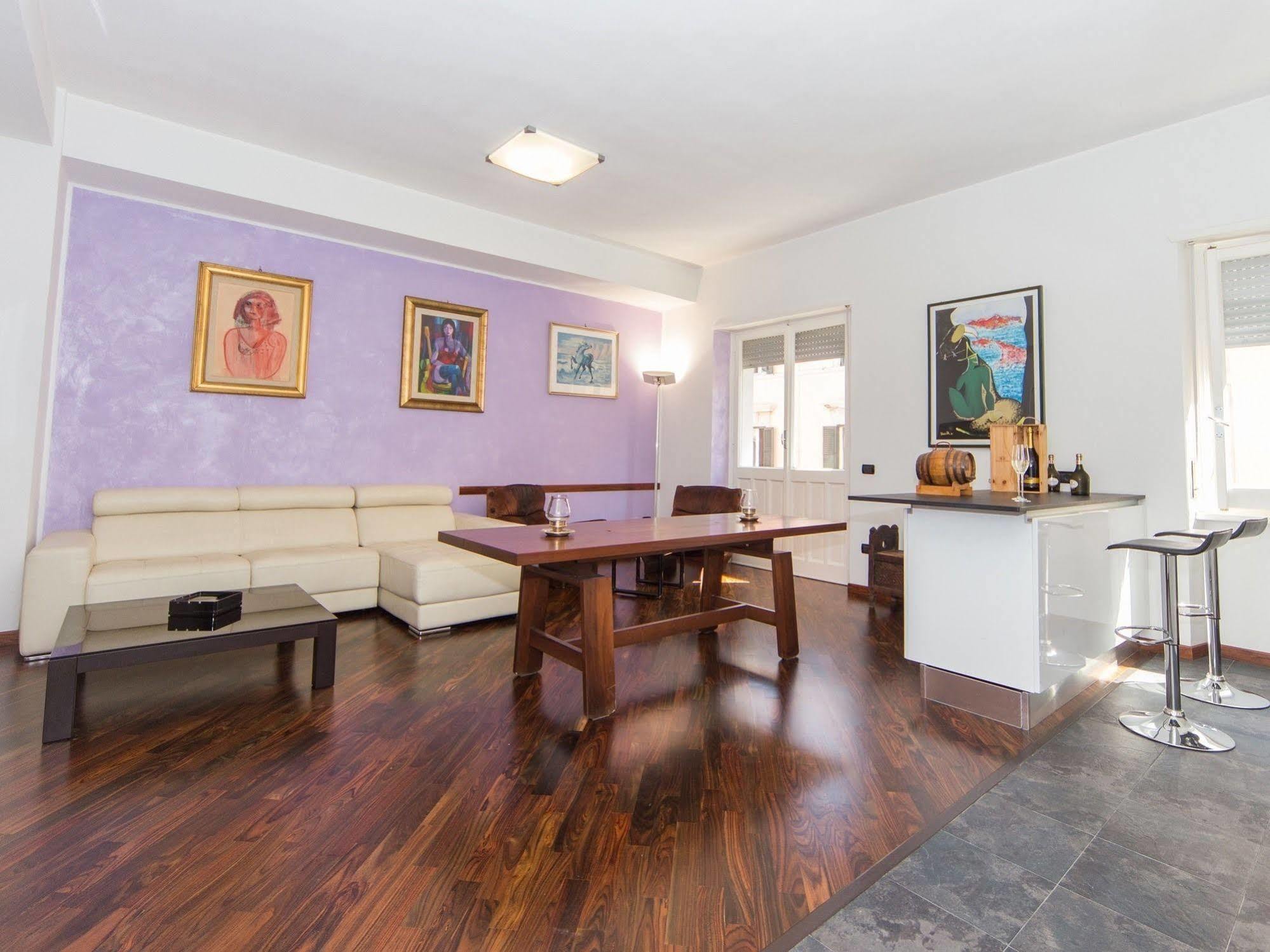Domus Regis Bed and Breakfast Cagliari Eksteriør billede