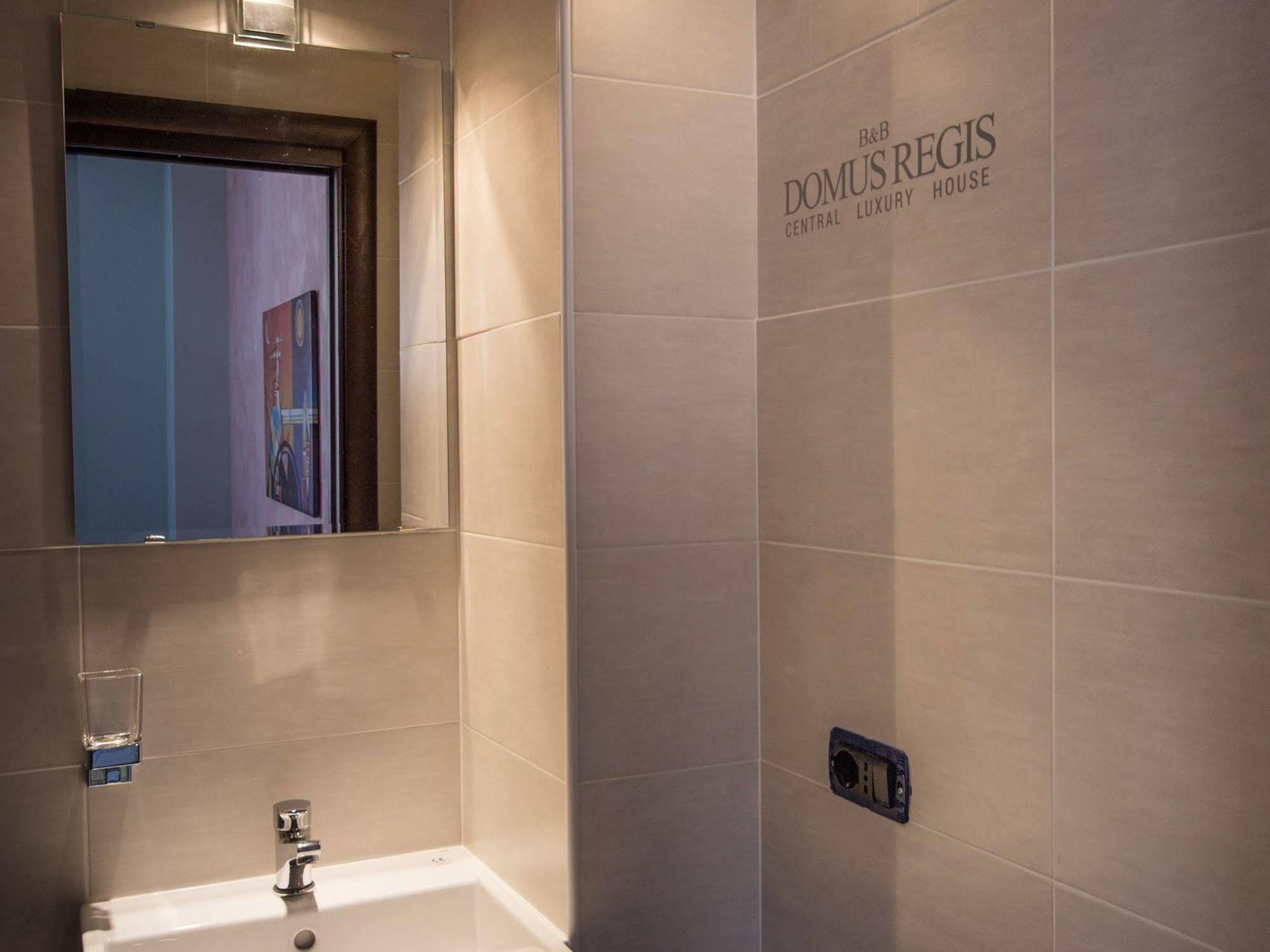 Domus Regis Bed and Breakfast Cagliari Eksteriør billede